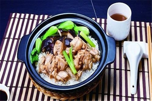 湯曉洣煲仔飯加盟