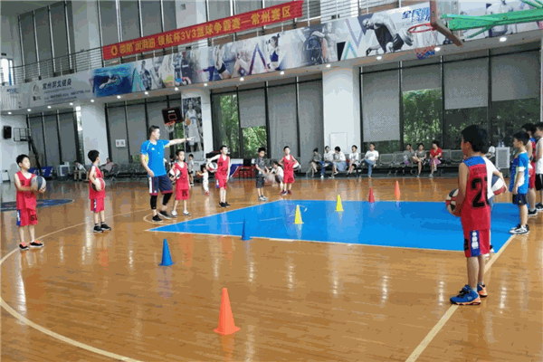 巨石籃球俱樂部加盟