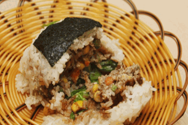 塔塔御飯團(tuán)加盟