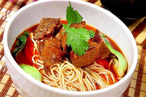 傳奇牛肉面加盟