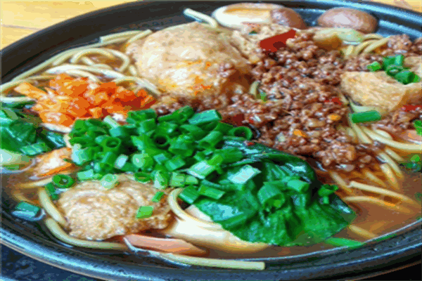 順溜砂鍋面館加盟