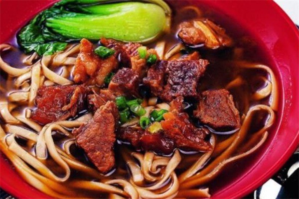 豫老三牛肉拉面加盟