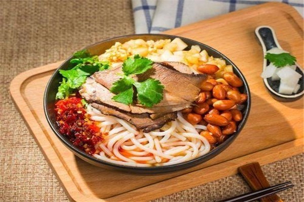 老巷胖子鹵粉加盟