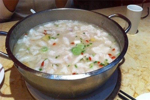 淼豐湖六味豆花魚(yú)火鍋加盟