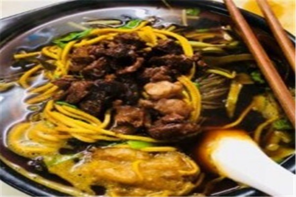 胖子砂鍋米線加盟