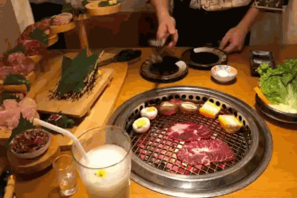 本尋燒肉酒場加盟