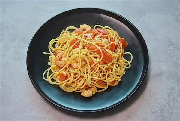 畔橋邊の手作牛排意面