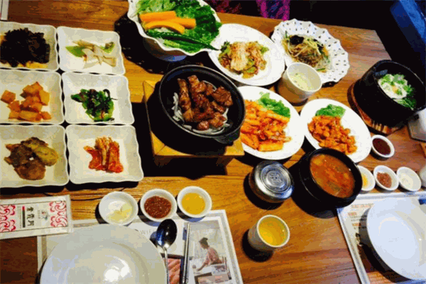 紫霞料理加盟
