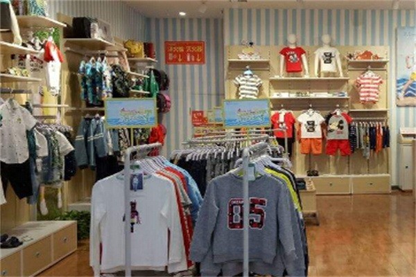 阿寶童裝店加盟