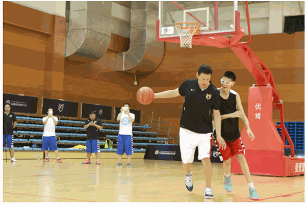李楠籃球訓練營加盟