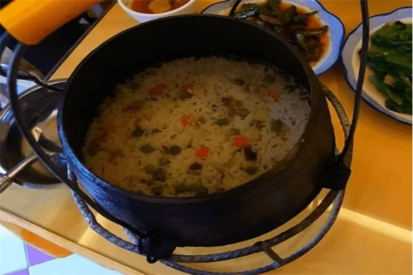 鼎罐飯加盟