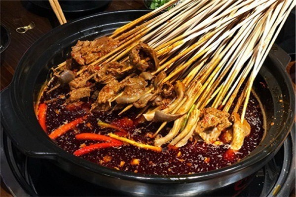 袁媽串串火鍋加盟