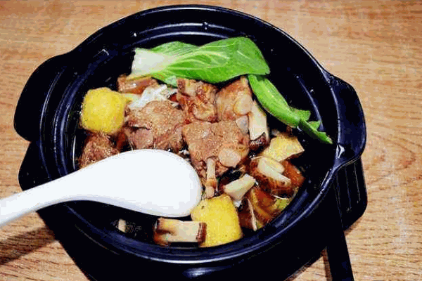 許記黃燜雞米飯加盟