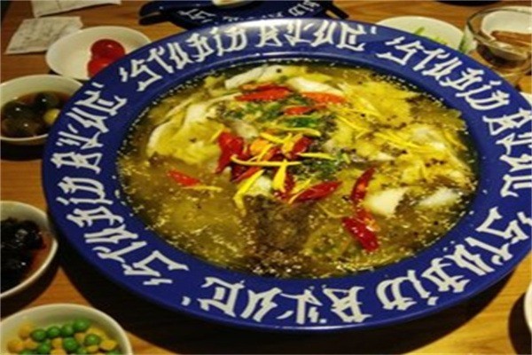 愣頭青酸菜魚加盟