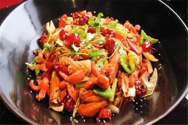 知味麻辣香鍋加盟