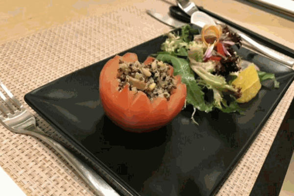 碧朗灣營(yíng)養(yǎng)餐廳加盟