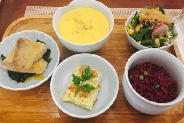 碧朗灣營(yíng)養(yǎng)餐廳加盟