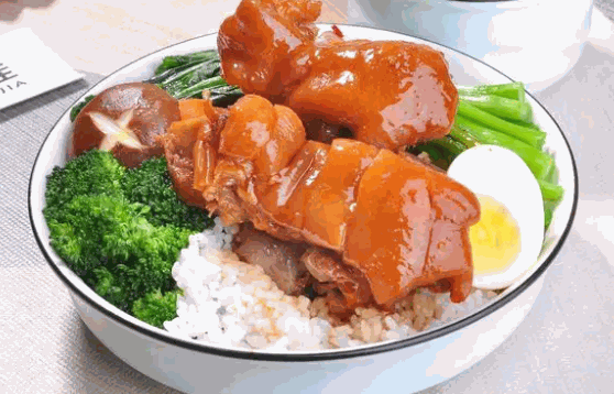 龍牙豬腳飯