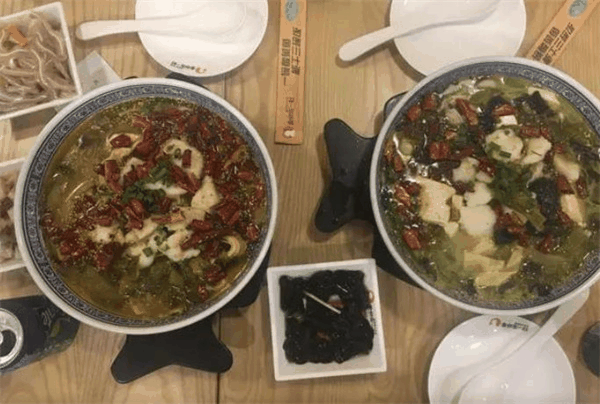 與你在一起酸菜魚(yú)