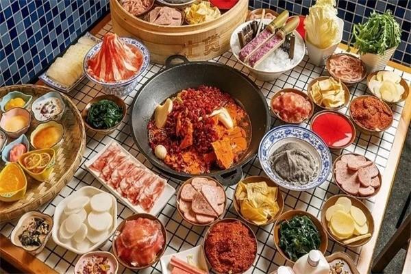 蒸牛肉火鍋加盟