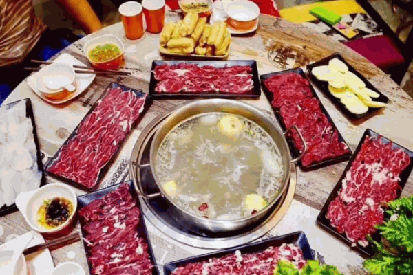 王記潮汕牛肉火鍋加盟