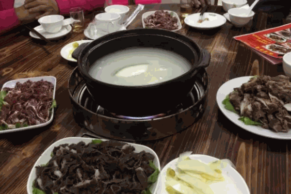 蜆崗牛肉火鍋加盟
