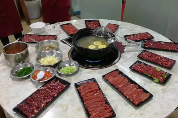 牽牛山正宗潮汕牛肉火鍋加盟