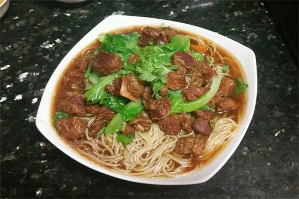 山城小面店加盟
