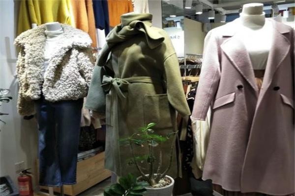 清揚(yáng)女裝加盟