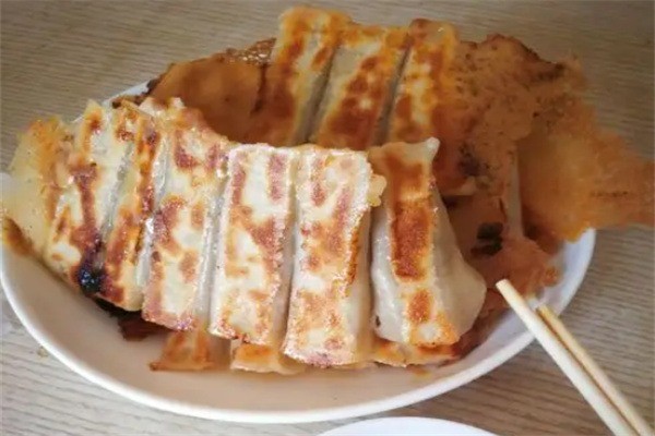 大肚水餃鍋貼加盟