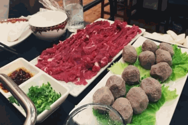 老歪潮汕牛肉火鍋加盟