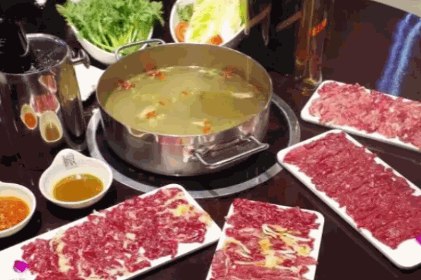 老歪潮汕牛肉火鍋加盟