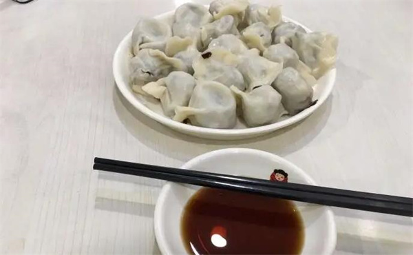 欣念餃子