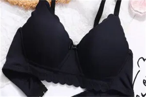 夢芭莉內(nèi)衣加盟