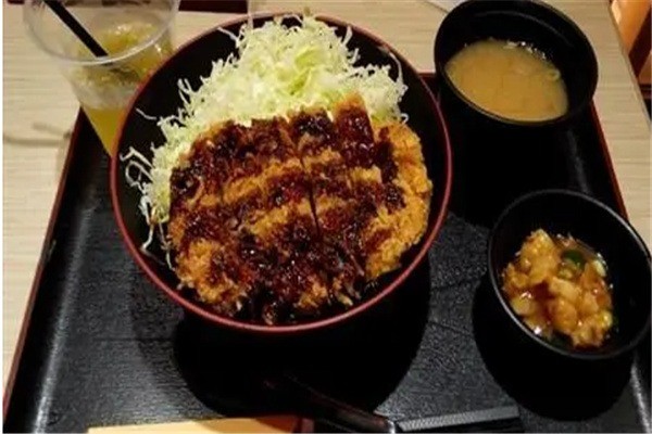 味品日式快餐加盟