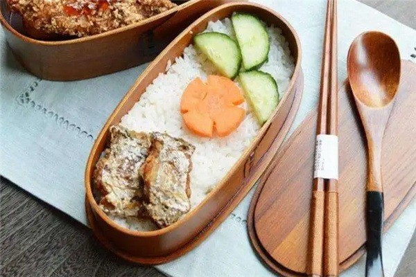 味品日式快餐加盟