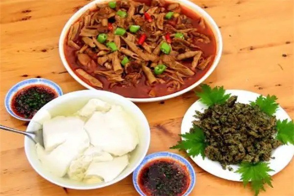 房陵農(nóng)家菜加盟