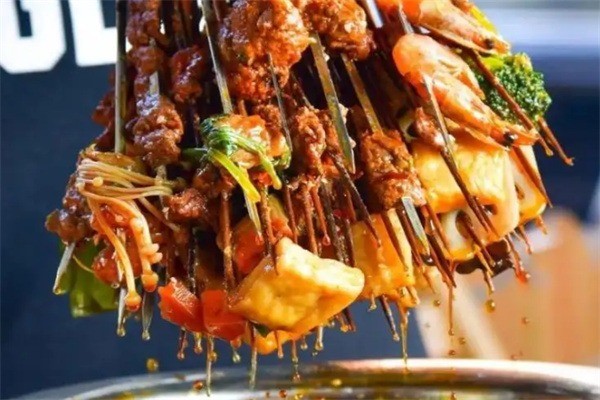 百年鼎鍋串串加盟