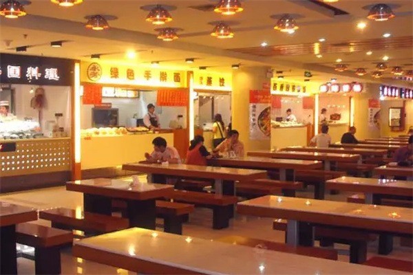 佰利美食廣場加盟