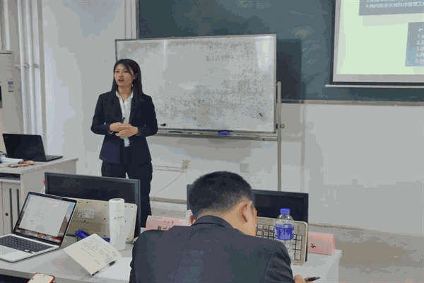北大青鳥教育培訓(xùn)加盟