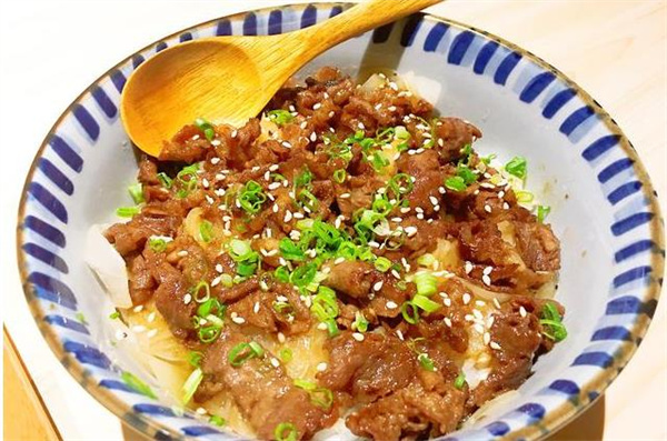 尋友記鮑汁肥牛飯