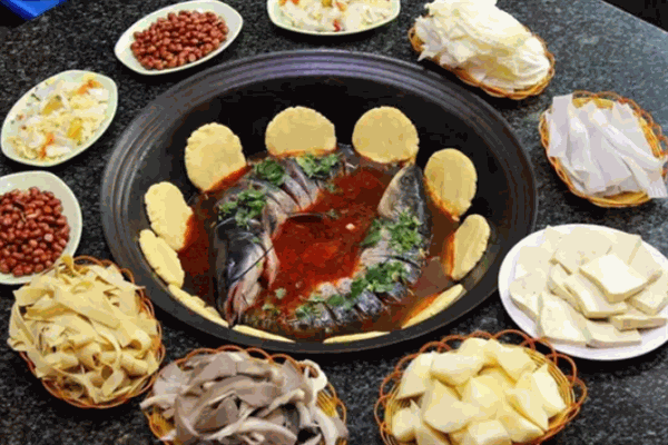 百全灶臺(tái)魚加盟