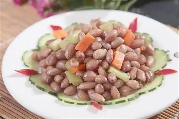 阿隆土菜館加盟