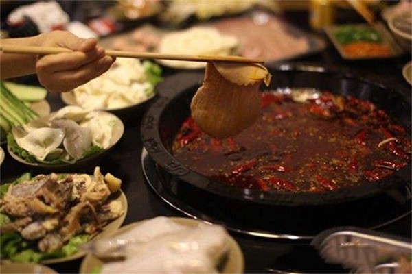 鴻發(fā)鮮牛肉火鍋加盟