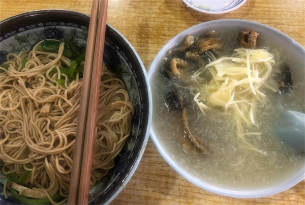 三瘋魚湯干拌面