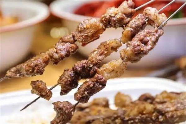 葉子大人碳烤羊肉加盟