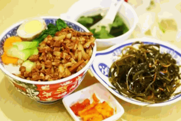 米夫羅臺(tái)灣鹵肉飯