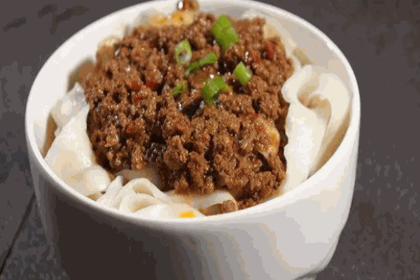 阿軍肉醬拉面