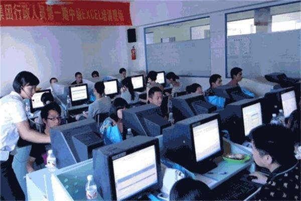 銳霖教育加盟