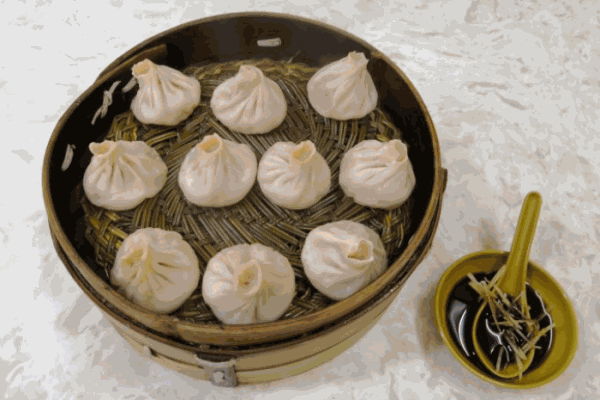 四季美湯包館